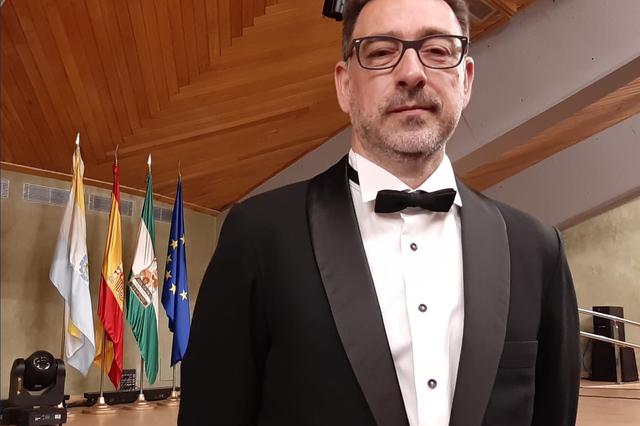 Miguel A. Sarrió, llicenciat en Direcció d'Orquestra a la Royal School