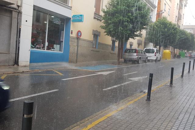 La tempesta fa acte de presència a Ontinyent