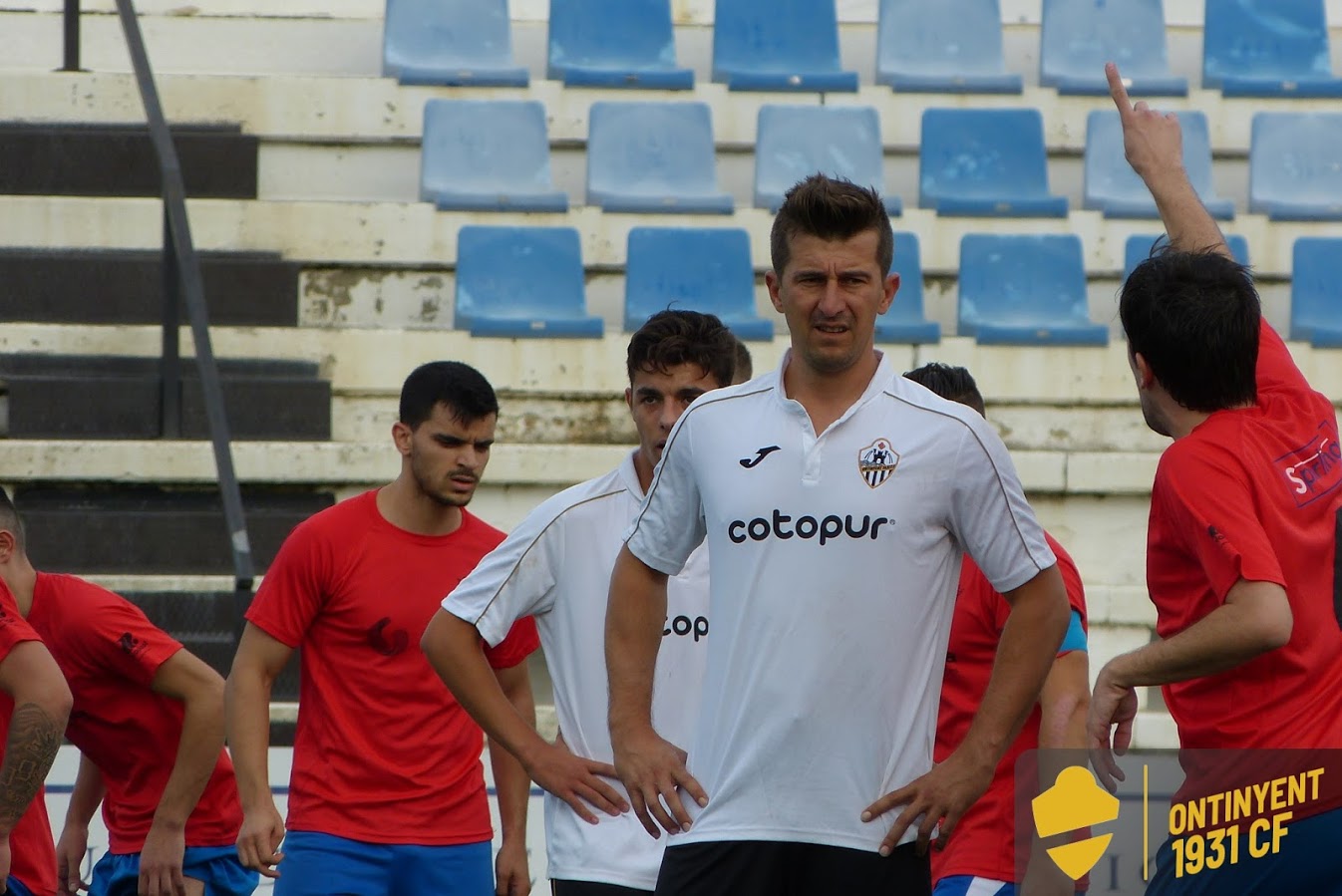 Mateo Sanchis en una imagen contra el CF Agullent