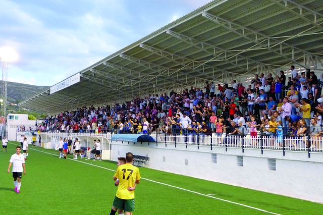 El futbol a Ontinyent, de nou afectat per la covid-19