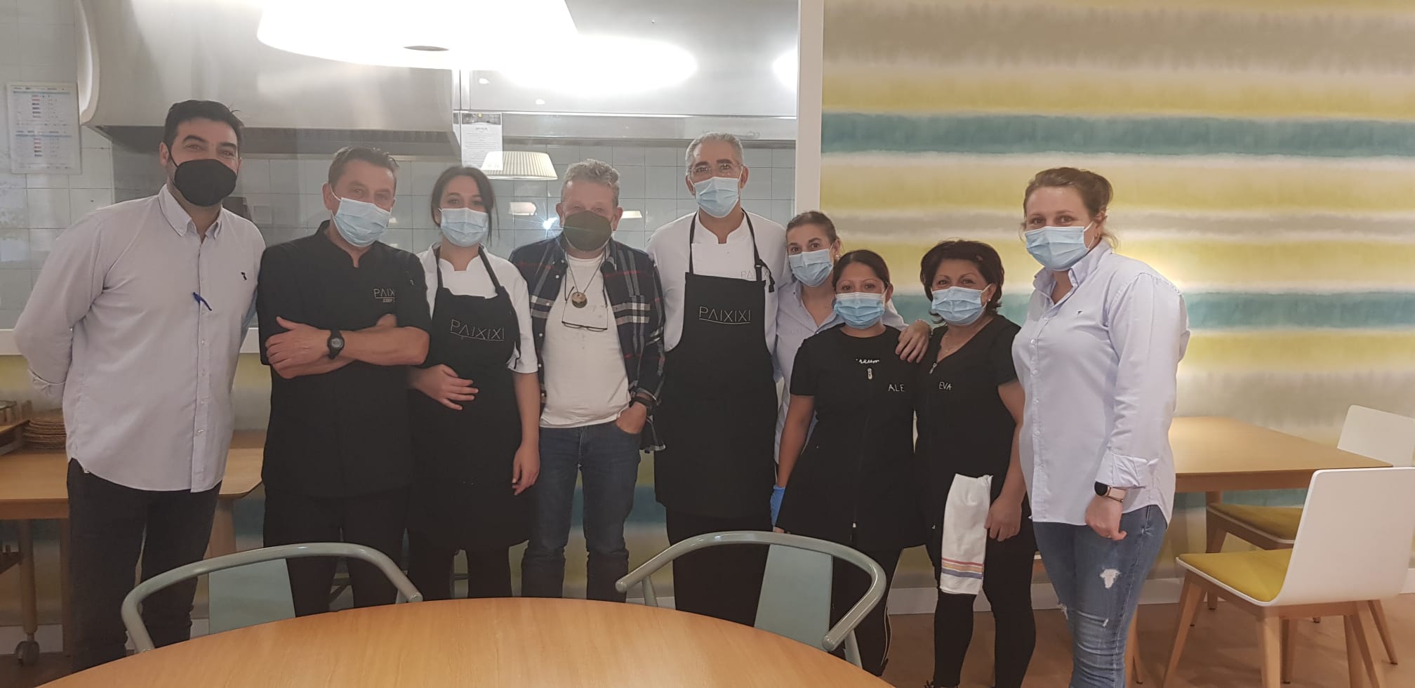 Chicote con el equipo de Paixixi