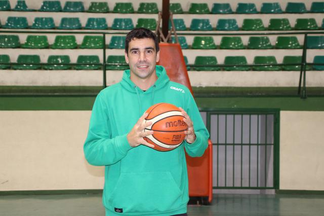 “El meu objectiu és que la gent gaudisca del bàsquet"