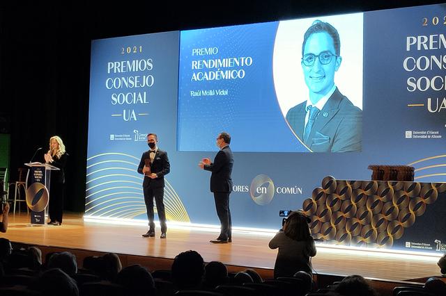 Raúl Mollà, Premi al Rendiment Acadèmic del Consell Social de la UA