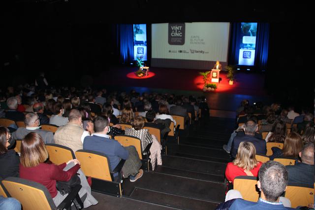 COEVAL celebra sus 25 años con un multitudinario acto en la Sala Gomis