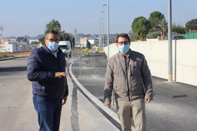 Amplían el carril ciclo peatonal entre el núcleo urbano y el polígono de Sant Vicent