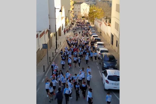 El colegio La Concepción recauda fondos contra la leucemia infantil en una carrera solidaria