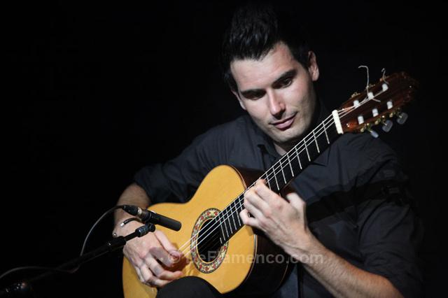 Carlos Piñana, protagonista del certamen de guitarra Luys Milan d’Ontinyent 