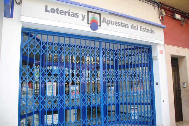 Las administraciones de Lotería de Ontinyent, cerradas el día del Sorteo de Navidad