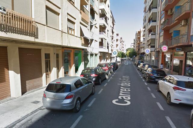 Doble sanción en la calle Furs de Ontinyent por incumplir la normativa covid