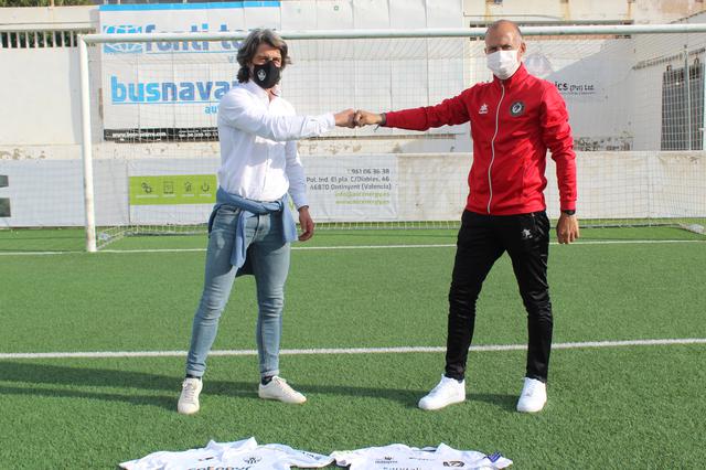 Un derbi de Ontinyent, un ascenso en juego
