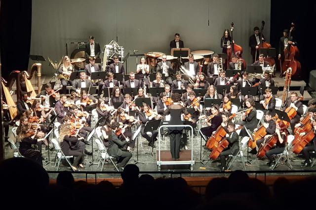 La Filharmònica de la UV rinde homenaje a la música valenciana en Ontinyent
