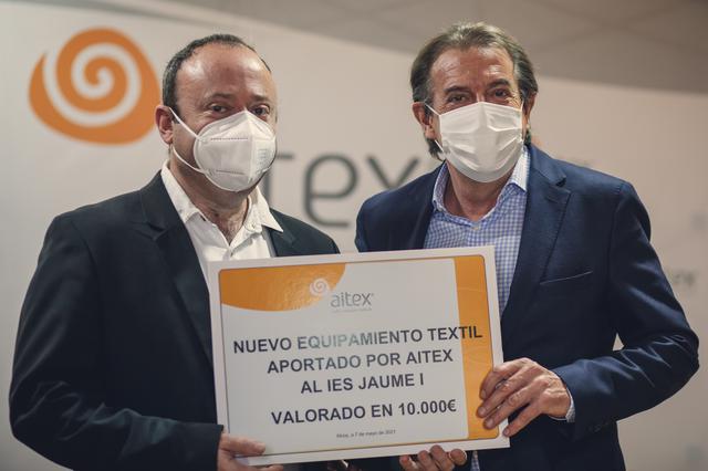  AITEX entrega 20.000€ en nuevo equipamiento textil para fomentar la formación