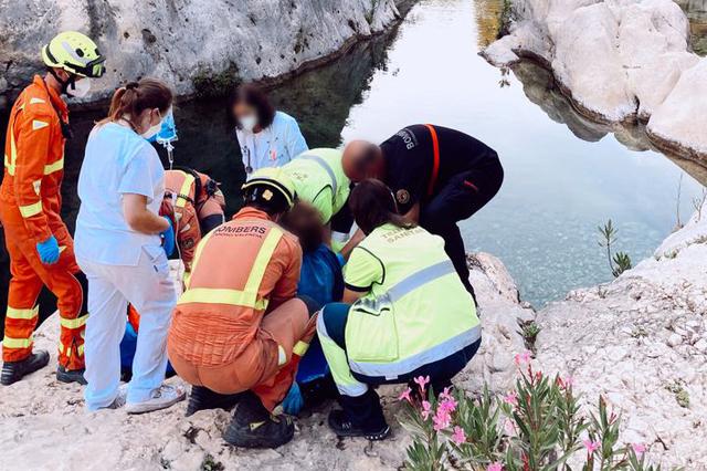 Una mujer sufre un accidente en el Pou Clar de Ontinyent