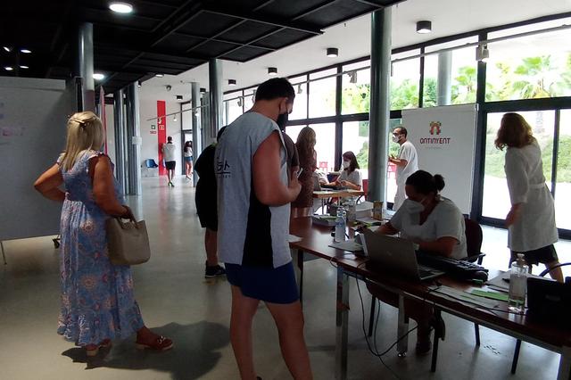 Quasi 20 PCR positives a Ontinyent en tan sols 4 dies