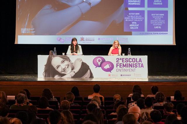 Amelia Tiganus: “La societat banalitza la indústria criminal de l'explotació sexual"