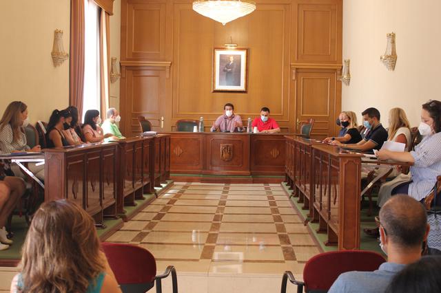 Ontinyent repartirà 7.000 mascaretes per a l’inici de curs