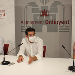 Un incendi alerta el carrer Pare Fullana, d'Ontinyent
