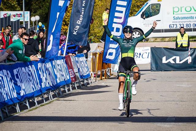 Sofía Rodríguez logra su primera victoria internacional de ciclocross