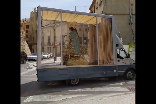 Ontinyent recibe a la Mare de Déu dels Desemparats