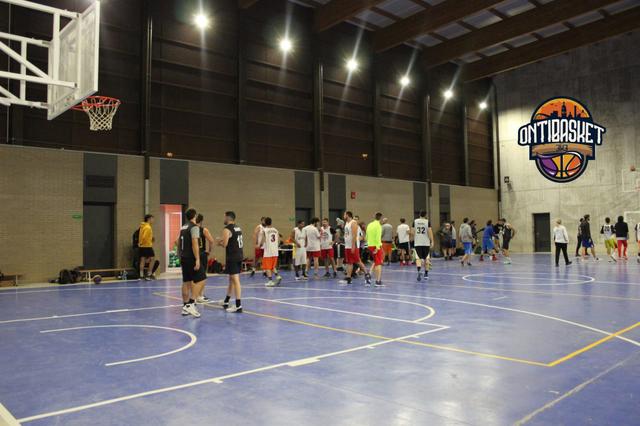 Estrella Coja, líder d'Ontibasket 