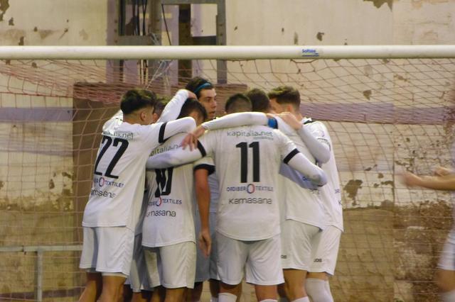 L'Ontinyent suma una nova victòria: 0-3 en Canals