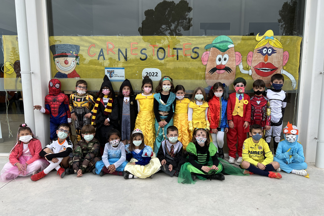 El colegio La Concepción de Ontinyent celebra el Carnaval