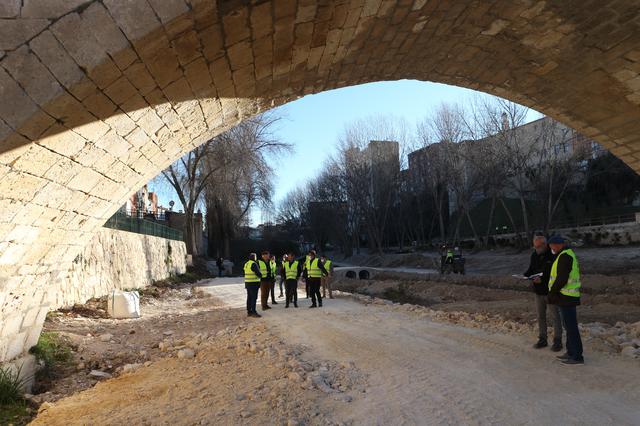 Descobrixen un antic molí durant la 2ª fase de restauració del Pont Vell