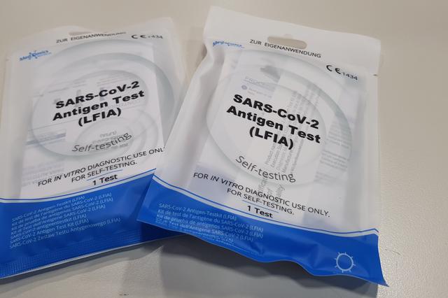 Ontinyent reduce los casos activos, pero mantiene disparada la incidencia