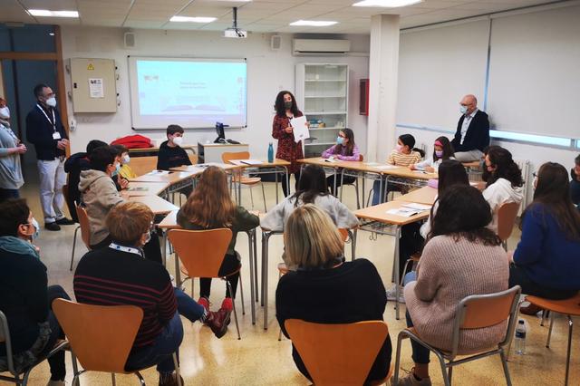 Un proyecto Erasmus permite al IES l'Estació combatir el acoso escolar