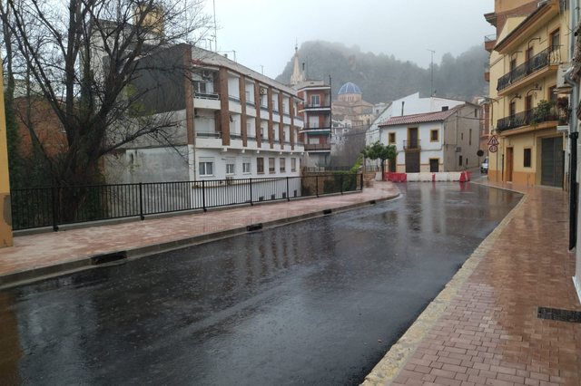 La Diputació finalitza el tram de carretera que es va enfonsar en Moixent 