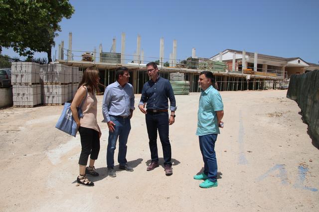 Avanzan las obras que invertirán 4,8 millones en los colegios Bonavista y Martínez Valls en Ontinyent