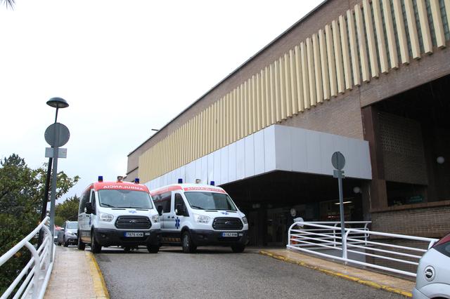 Cae un niño de 22 meses por la ventana