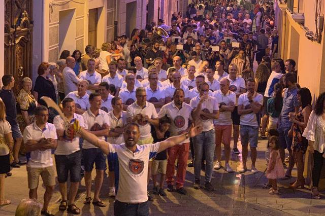 La Fiesta del Panellet celebra el medio año para los Moros y Cristianos de Bocairent