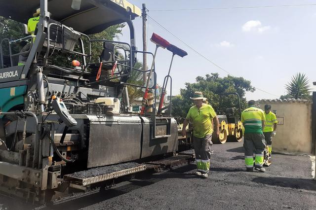 Ontinyent pavimenta el Camí de l’Horta de l’Almaig