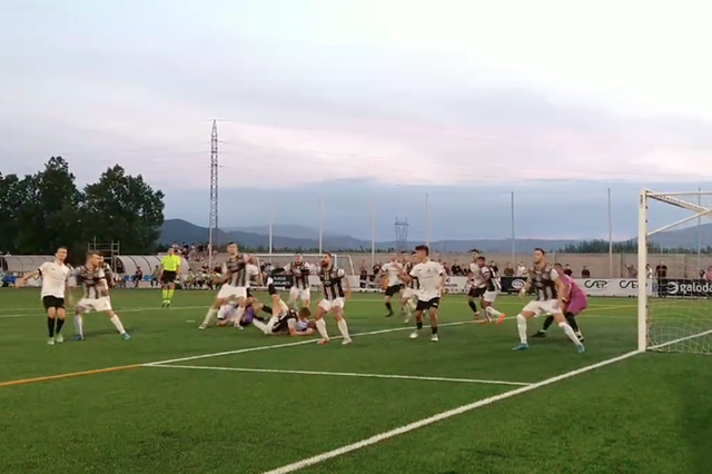 El Ontinyent 1931 salva un punto ante el Castellonense