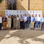 La Fundació Museu del Tèxtil visita espais museístics i empreses a Moncada i València 