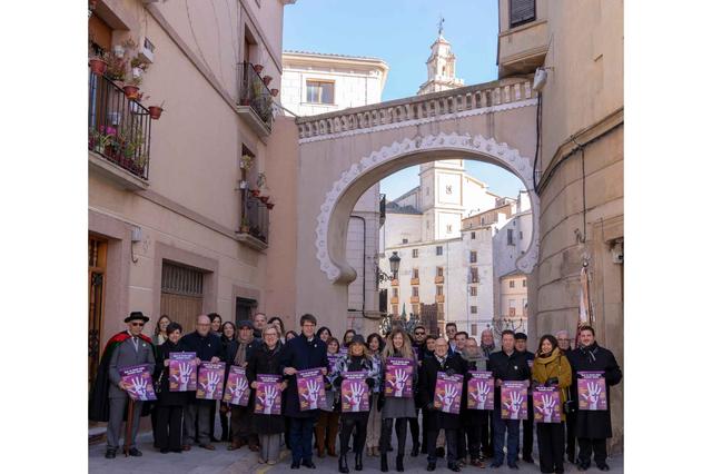  Bocairent presenta la campaña “Que la festa siga només festa”