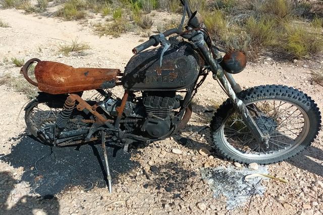 Troben a Caudet una de las 3 motos furtades a un col·leccionista ontinyentí