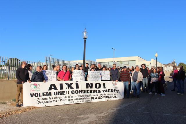 Bocairent clama el reinici de les obres del CEIP Lluis Vives 