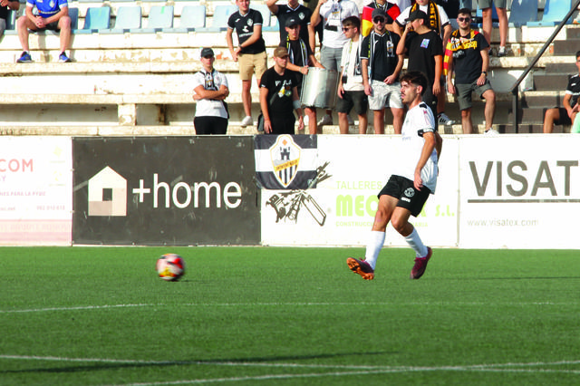 L'Ontinyent 1931 visita al Castellonense