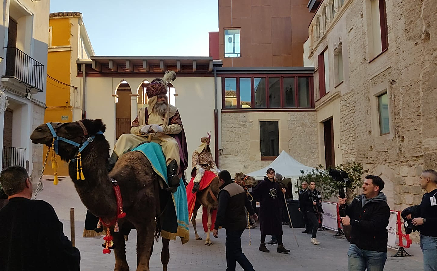 Jacobo llega al Palau de la Vila. Ontinyent