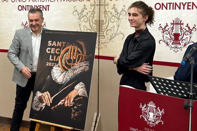 Los actos de Santa Cecília de la Unión Artística Musical empiezan con la presentación del cartel 