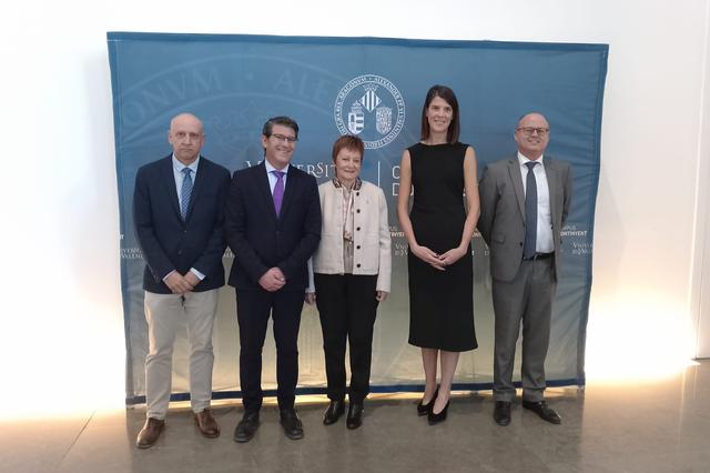 Ruth Beitia inaugura el curso académico en Ontinyent