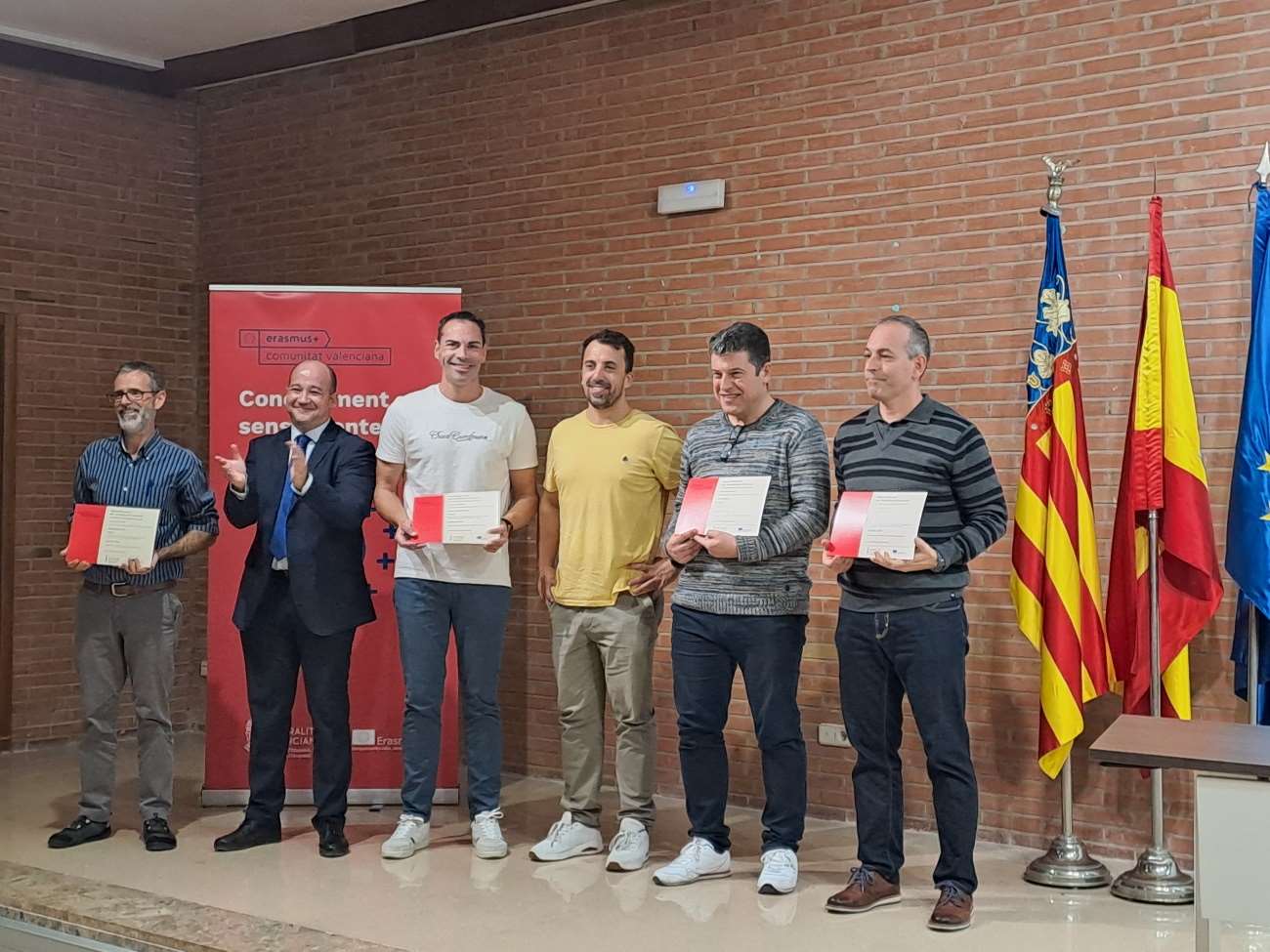 Entrega de les acreditacions Erasmus