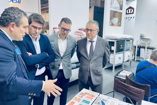 Sánchez rectifica e incluye al textil en las ayudas para el consumo de gas