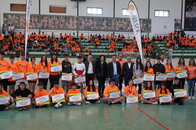 Més de 400 xiquets es donen cita a Ontinyent amb les Olimpiades AITEX