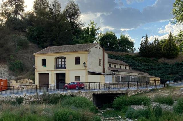 El PP de Ontinyent propone crear un mercado gastronómico en el Matadero