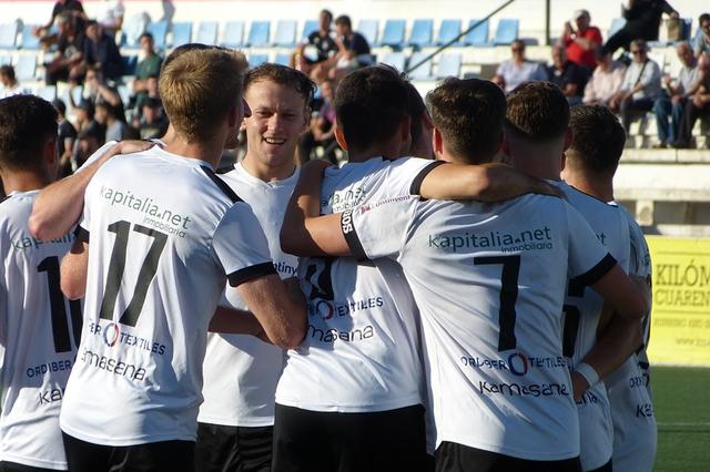 El Ontinyent cierra la liga en Jávea y espera rival para la promoción