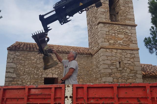 Retiran la segunda campana de Sant Esteve para evitar su robo