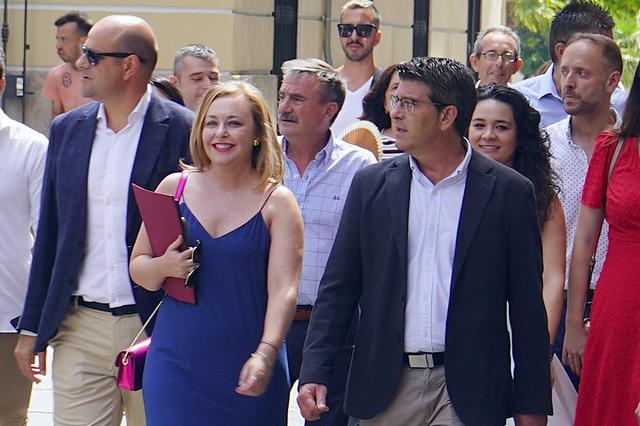 Ens Uneix estudia la proposta de Mompó per entrar en la Diputació